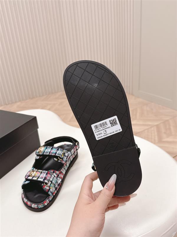 20251128184437875 280